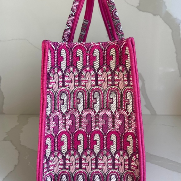 FURLA opportunity pink monogram-jacquard tote bag SUMMER BARBIECORE MOB WIFE - Picture 2 of 9